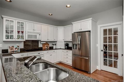18906 Elm Row Ct, Davidson, NC 28036 photo 12