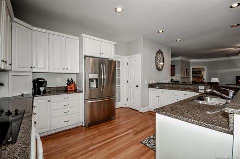 18906 Elm Row Ct, Davidson, NC 28036 photo 11