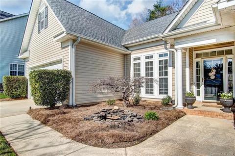 7667 Sedgebrook Dr, Stanley, NC 28164 photo 4