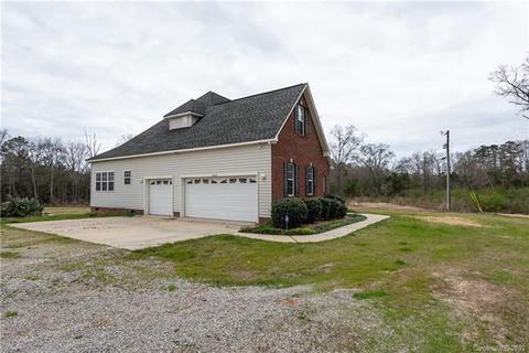 2344 Douglas Rd, Lancaster, SC 29720 photo 3