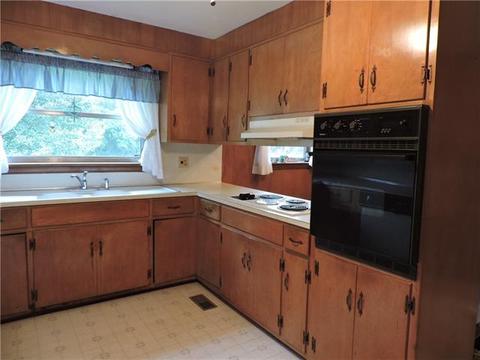 1002 Wright St, Lenoir, NC 28645 photo 3