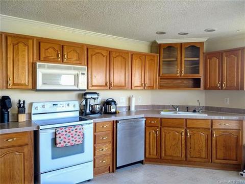 9901 Spring Creek Dr, Midland, NC 28107 photo 8