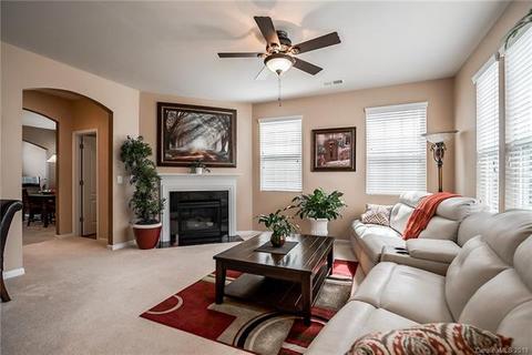 8276 Viewpoint Ln, Cornelius, NC 28031 photo 4