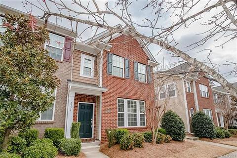 8276 Viewpoint Ln, Cornelius, NC 28031 photo 1