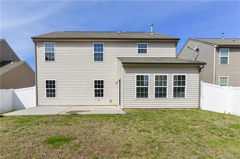 10906 Tailwater St, Davidson, NC 28036 photo 2