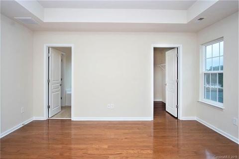 8740 Westwind Point Dr, Cornelius, NC 28031 photo 4
