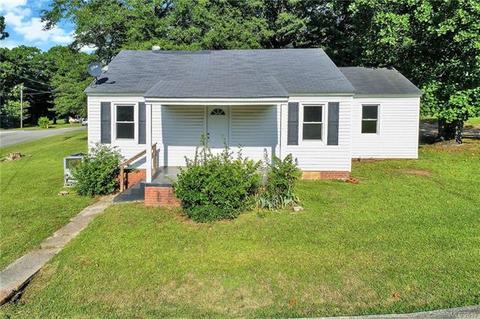 978 Hampton Grace Ave, Lancaster, SC 29720 photo 2