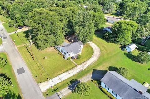 978 Hampton Grace Ave, Lancaster, SC 29720 photo 3
