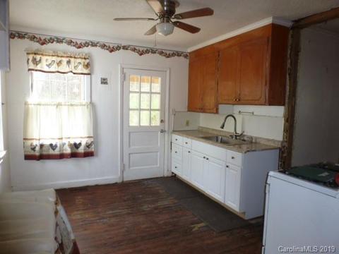 1212 Laurel Ave, Lancaster, SC 29720 photo 8