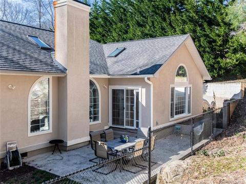 17 Devonshire Dr, Candler, NC 28715 photo 31