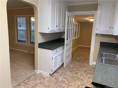 925 S Juniper St, Kannapolis, NC 28081 photo 6