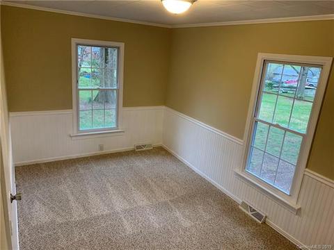 925 S Juniper St, Kannapolis, NC 28081 photo 9