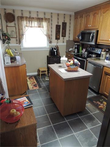 2424 E Maiden Rd, Maiden, NC 28650 photo 6
