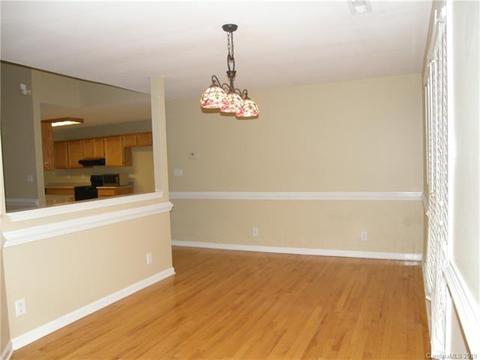 386 Maple Ridge Cir, Salisbury, NC 28147 photo 3