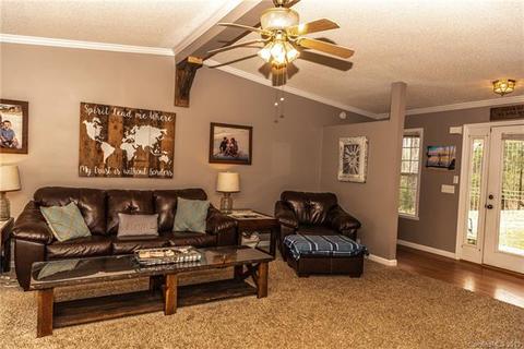29 Haugom Dr, Marshall, NC 28753 photo 15
