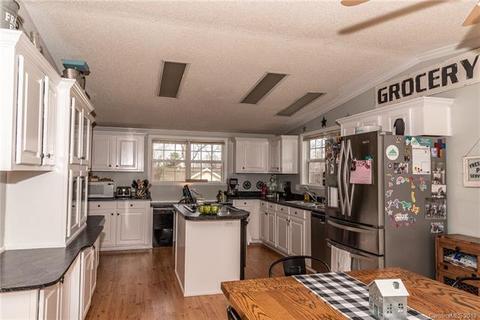 29 Haugom Dr, Marshall, NC 28753 photo 18