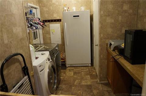 154 Con-lee Dr, Olin, NC 28660 photo 31