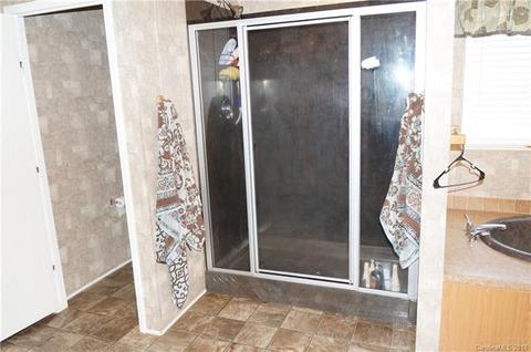 154 Con-lee Dr, Olin, NC 28660 photo 7