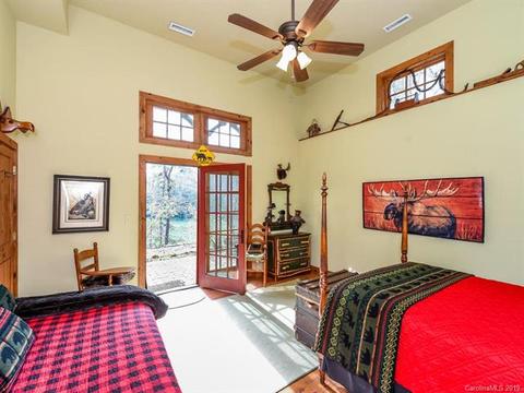 99 Piney Pointe Ln, Mill Spring, NC 28756 photo 15