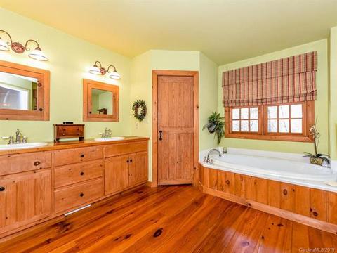 99 Piney Pointe Ln, Mill Spring, NC 28756 photo 26