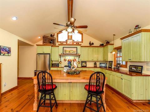 99 Piney Pointe Ln, Mill Spring, NC 28756 photo 24