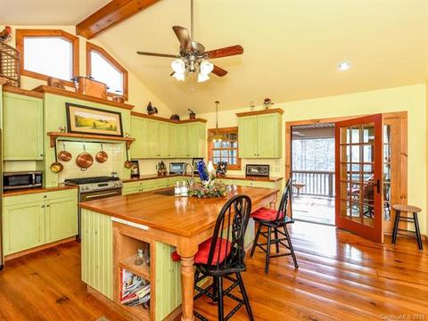 99 Piney Pointe Ln, Mill Spring, NC 28756 photo 5