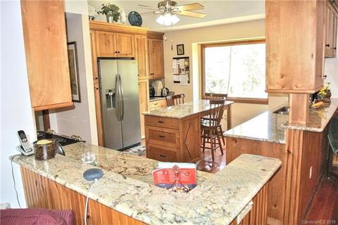 29 Timberleaf Dr, Fletcher, NC 28732 photo 5