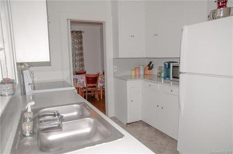 320 W Corriher Ave, Salisbury, NC 28144 photo 4