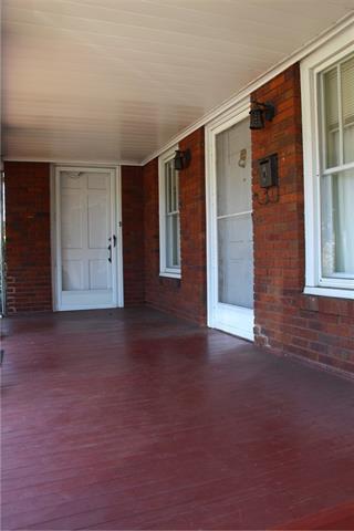 507 1st Ave, Conover, NC 28613 photo 2
