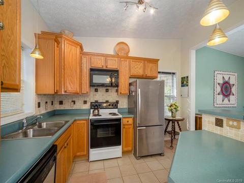 22 Blake Dr, Canton, NC 28716 photo 13