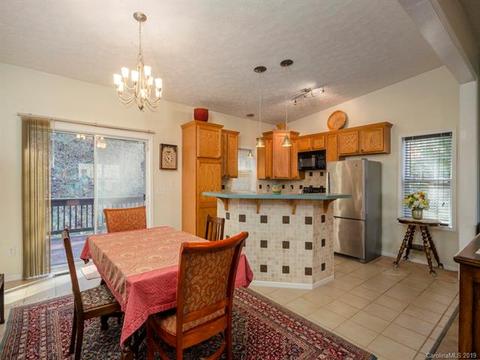 22 Blake Dr, Canton, NC 28716 photo 10