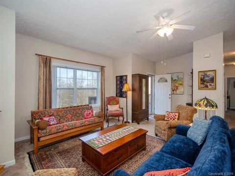22 Blake Dr, Canton, NC 28716 photo 5