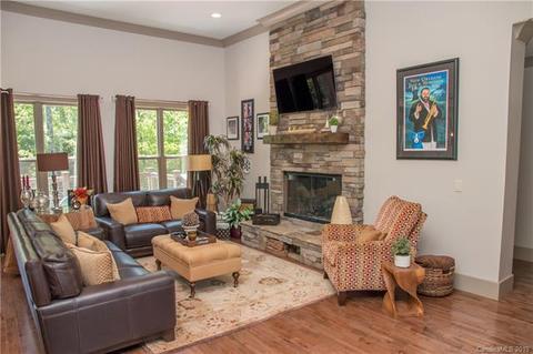 48 Ledgestone Dr, Fairview, NC 28730 photo 10