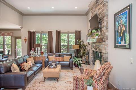 48 Ledgestone Dr, Fairview, NC 28730 photo 9