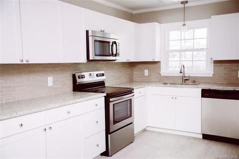 1832 Windsor Dr, Lancaster, SC 29720 photo 7