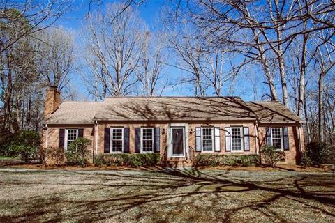 1832 Windsor Dr, Lancaster, SC 29720 photo 1