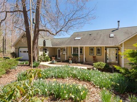 10 Sharon Dr, Fairview, NC 28730 photo 2