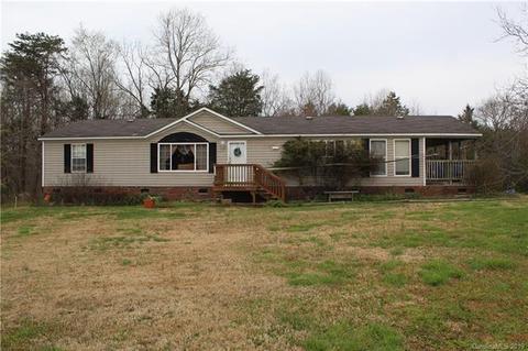 482 Chief Thomas Rd, Harmony, NC 28634 photo 1