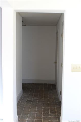 1996 Warrior Dr, Tryon, NC 28782 photo 10