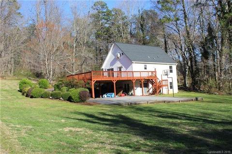 1996 Warrior Dr, Tryon, NC 28782 photo 2