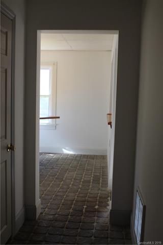 1996 Warrior Dr, Tryon, NC 28782 photo 9