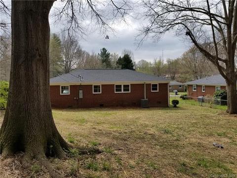 312 Moore St, Stanley, NC 28164 photo 4