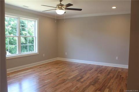 3759 10th St, Hickory, NC 28601 photo 23