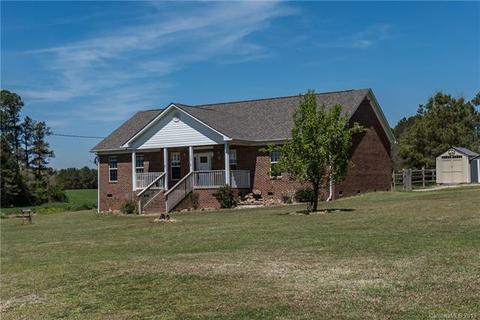 4501 Rowell Rd, Lancaster, SC 29720 photo 2