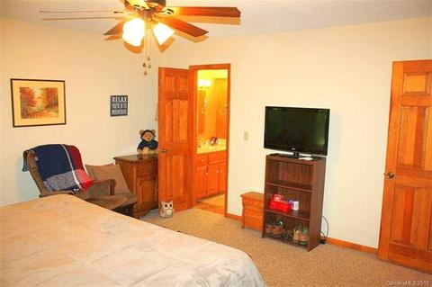 132 Hampton Gap Dr, Mars Hill, NC 28754 photo 15