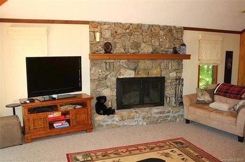 132 Hampton Gap Dr, Mars Hill, NC 28754 photo 9
