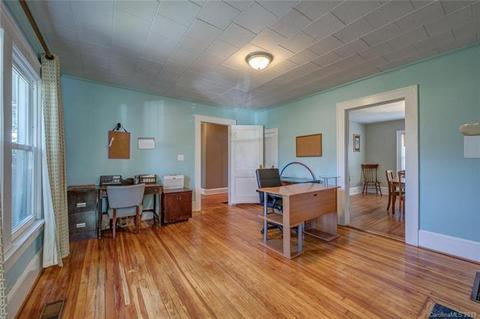 308 E Third Ave, Gastonia, NC 28054 photo 15