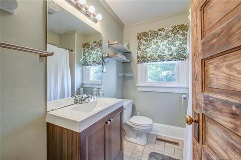 308 E Third Ave, Gastonia, NC 28054 photo 20