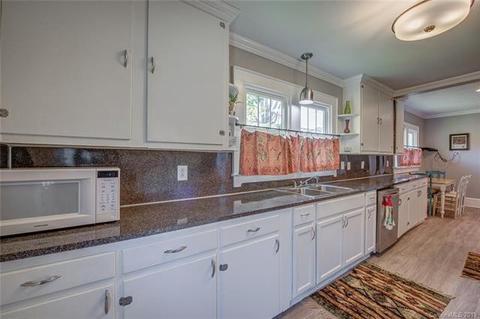 308 E Third Ave, Gastonia, NC 28054 photo 12