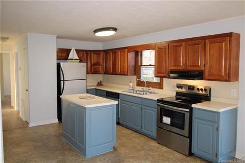 785 Ashworth Loop, Marion, NC 28752 photo 5